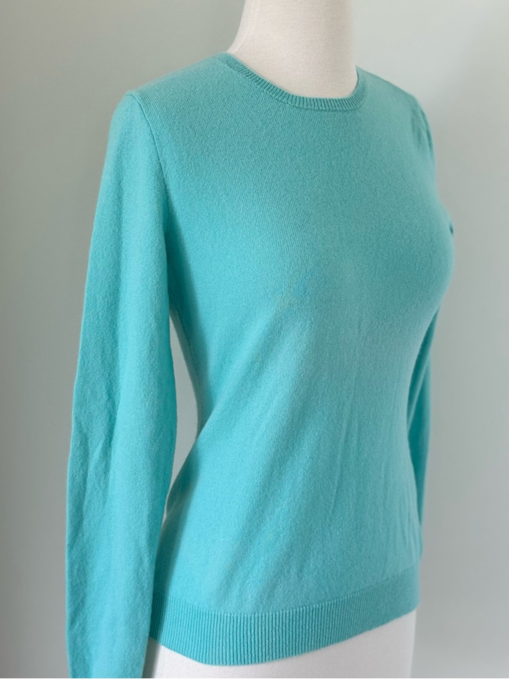 Ralph Lauren Black Label, Teal, 100% Cashmere Crew Neck Sweater Size Medium
